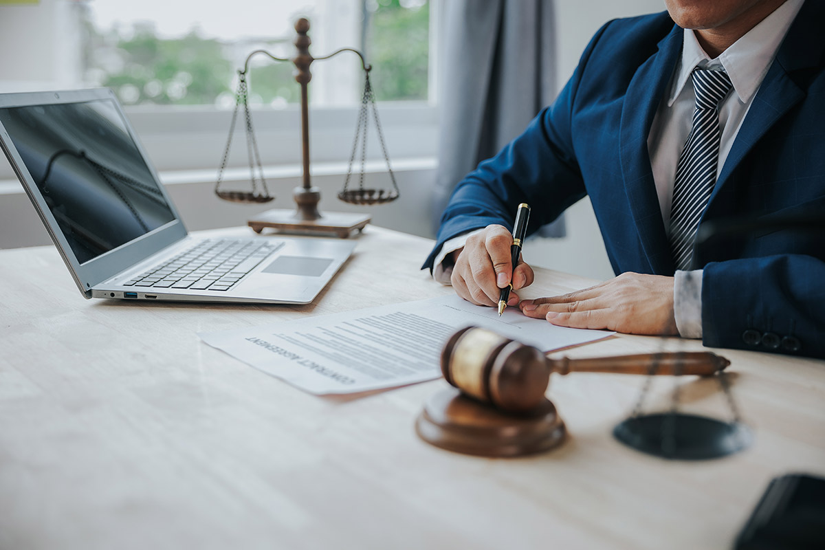 judge working - Texas Bankruptcy Exemptions